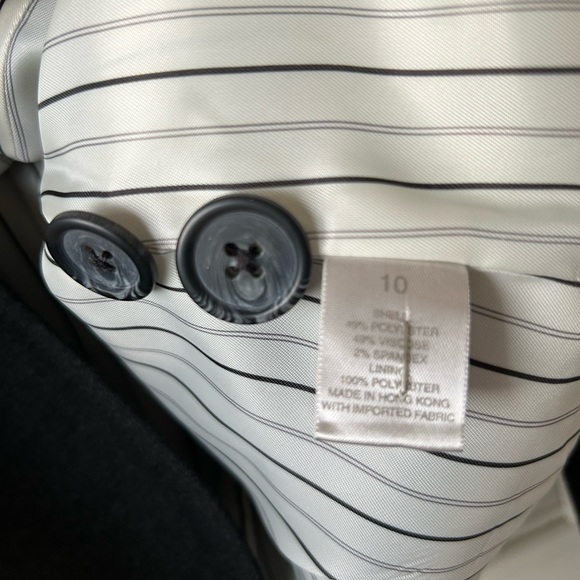 DKNY City Blazer - Picture 9 of 12